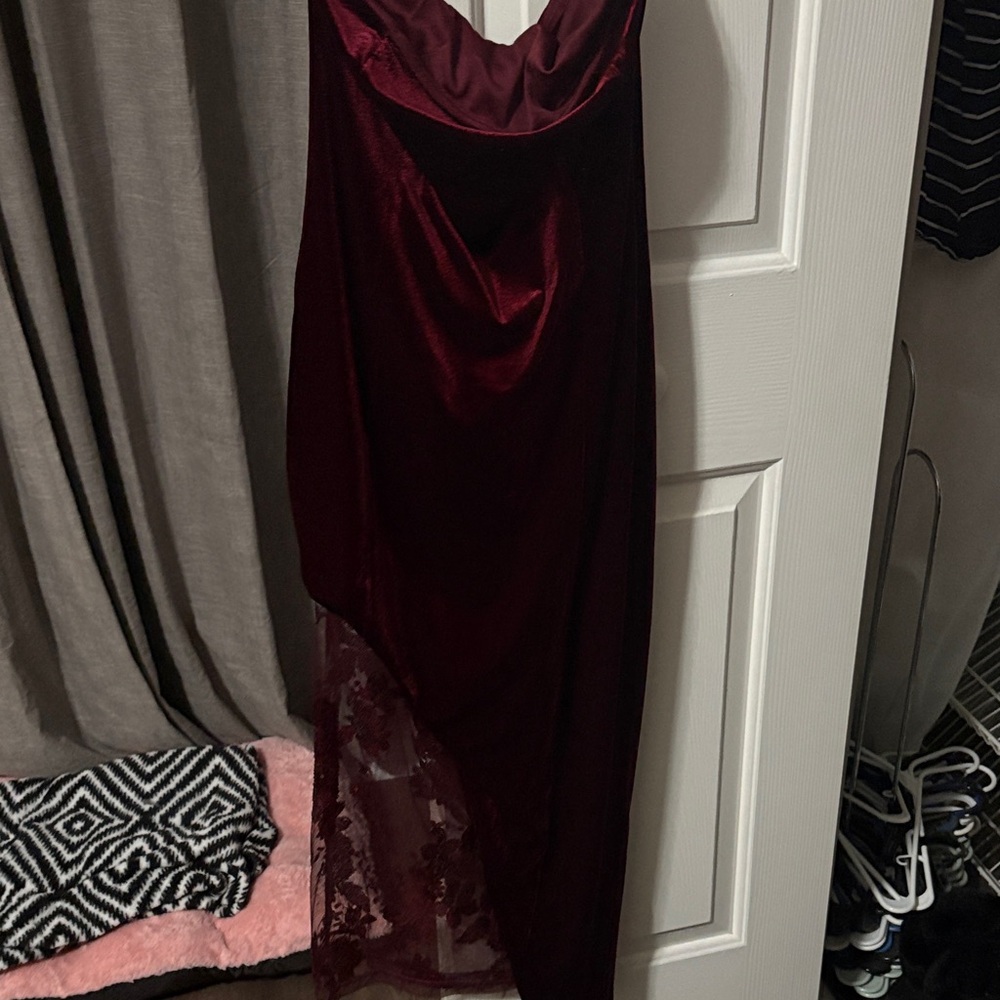 Lulu's Deep Red Asymmetrical Velvet Dress